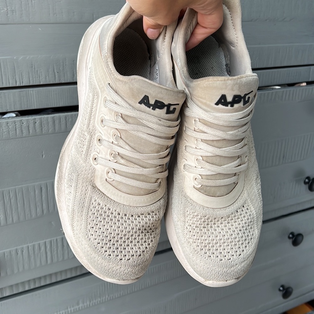 APL TechLoom Tracer sneakers size 7.5 womens / 6 mens